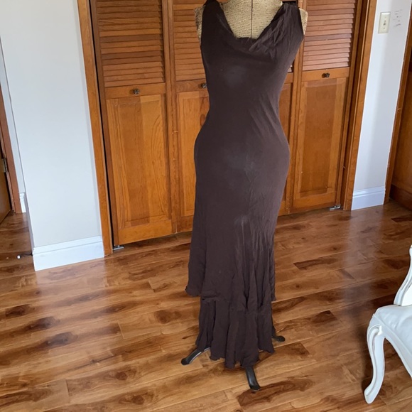 Brown Chiffon Gatsby Dress With Draping Beads | SM - Picture 4 of 16